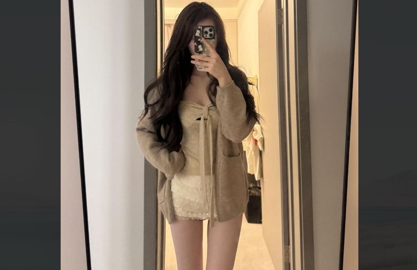 清纯高颜值的白嫩女友 ，真是傻傻的恋爱脑 ，被男友和朋友扣逼调教玩弄， 小情侣做爱就是好玩